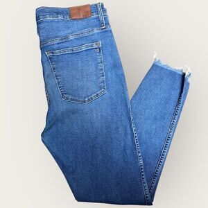 MADEWELL 10” High Rise Skinny Button Fly Raw Hem Lightly Distressed Jeans | Size